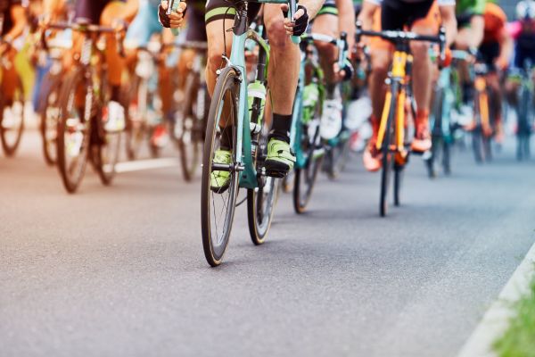 Ciclismo e Tecnologia: Como a Inovação Está Transformando a Prática do Esporte